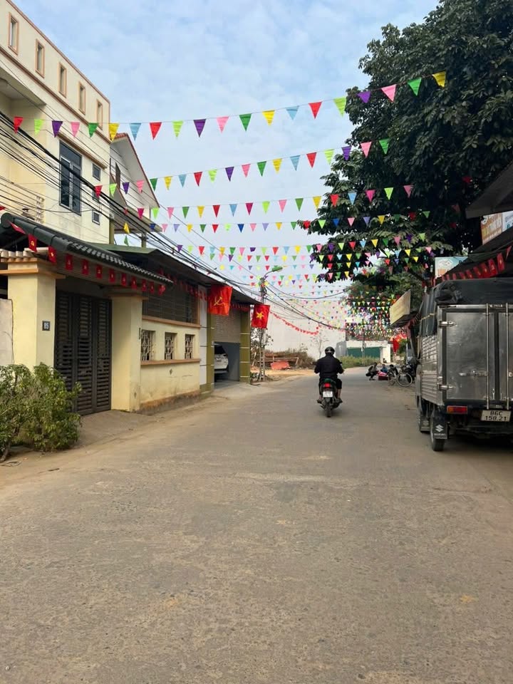 Đất mặt đường liên xóm Xuân Khanh 95m² giá 2.6 tỷ - Đầu tư sinh lời ngay!