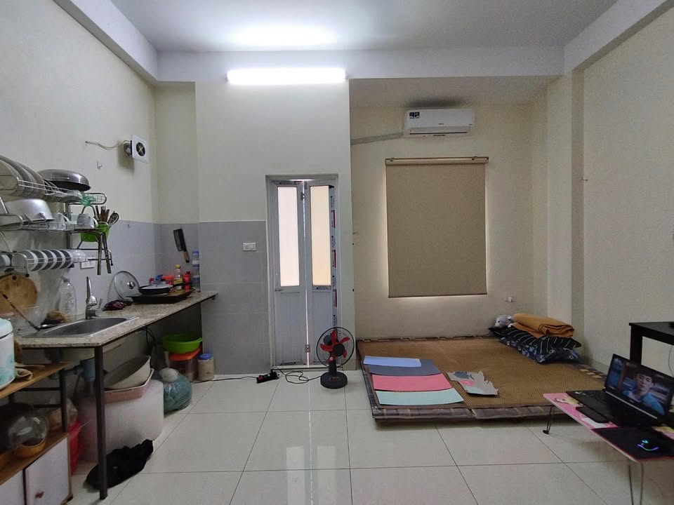 Phòng cho thuê tại ngõ 5 đường Tân Triều, 50m² - An ninh tốt, thoáng mát!