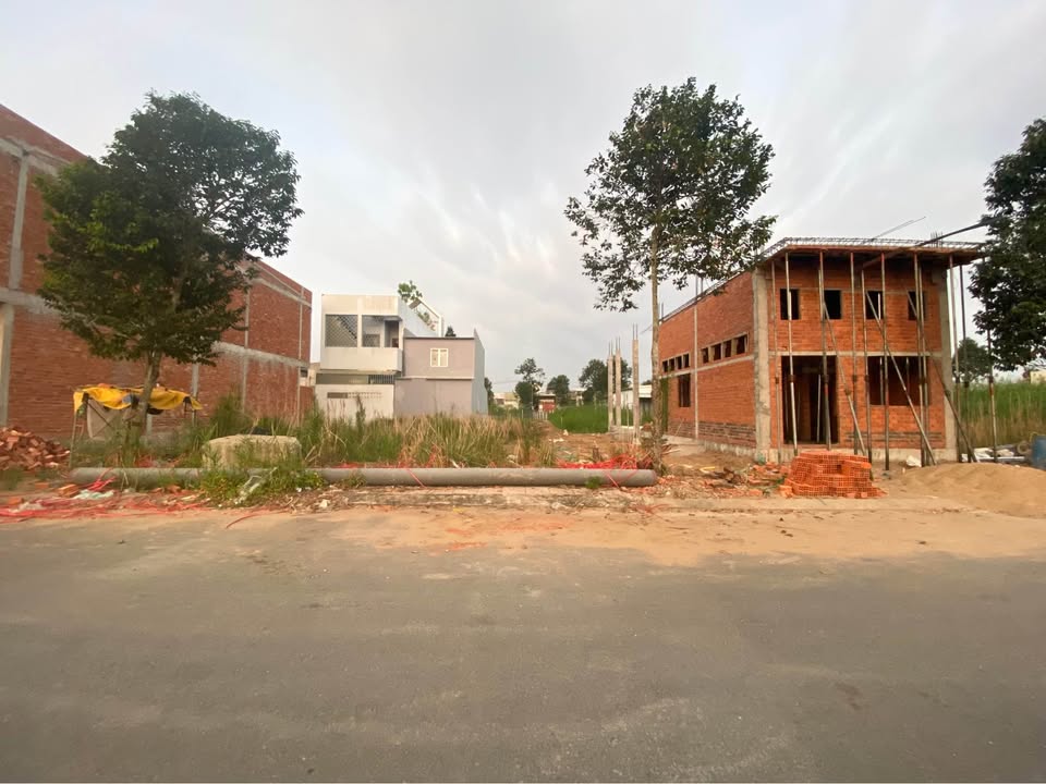 Đất nền D8, Cái Răng 85m² giá 2.5 tỷ - Vị trí đắc địa thuận lợi!