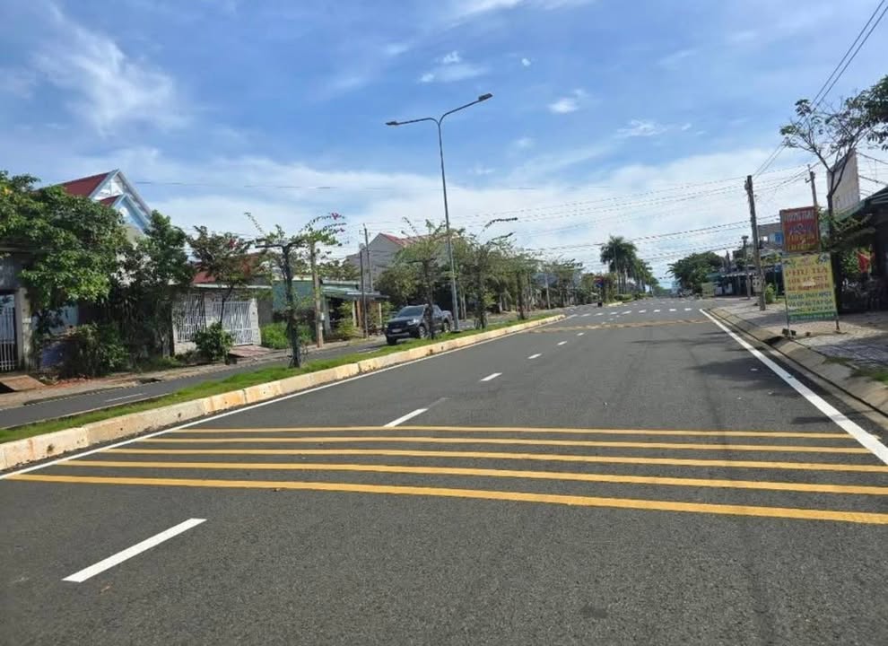 Đất nền đường Trương Công Định, Tân Phú, 168m² giá 2 tỷ - Tiềm năng phát triển mạnh mẽ!