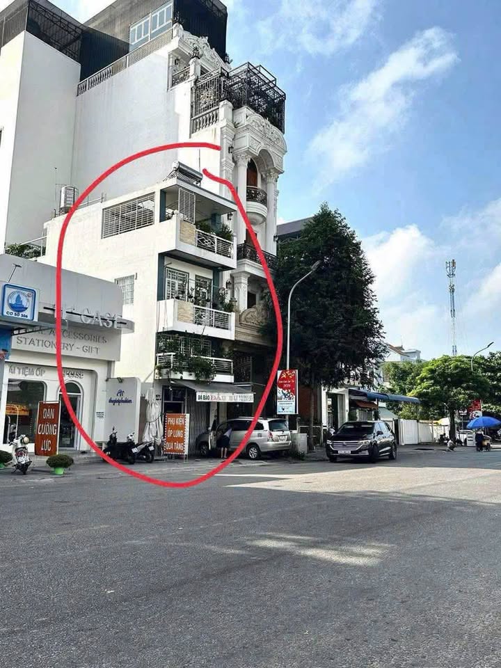 Bán gấp nhà mặt tiền Lý Thái Tổ nối dài, Long Xuyên 60.4m² - Giá tốt cho đầu tư!