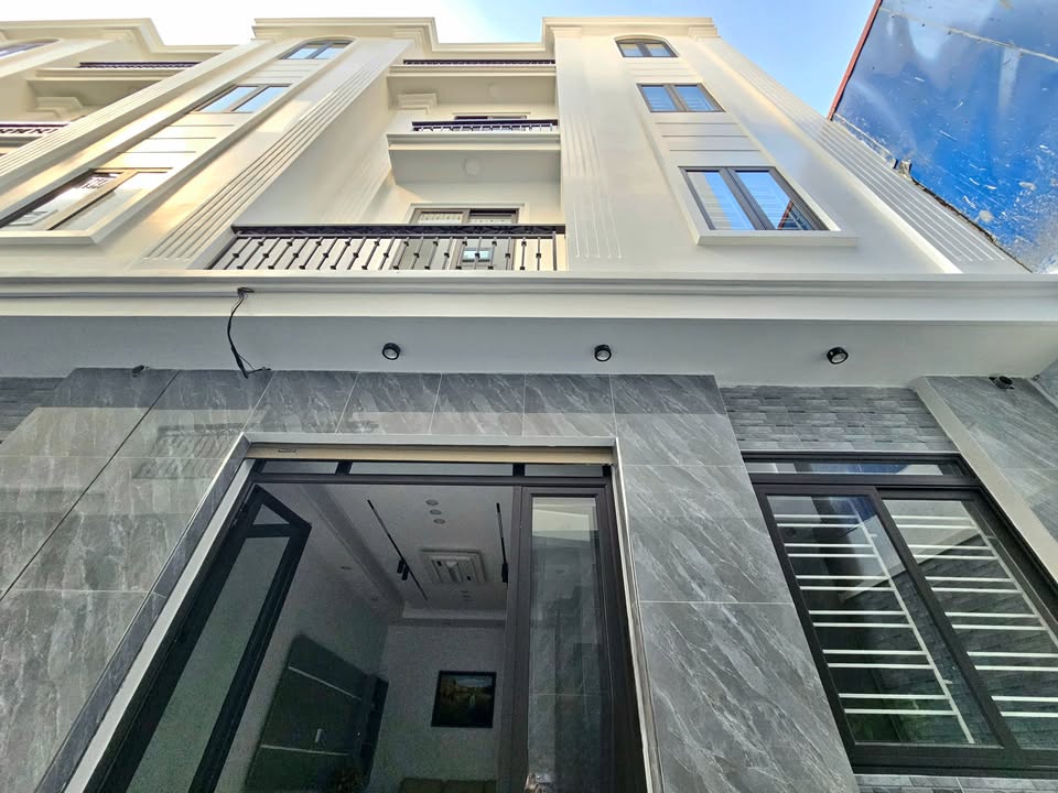 Nhà phố Phạm Hữu Điều, Lê Chân, Hải Phòng 40.3m² giá 3.3 tỷ - Nhà kiên cố, full đồ nội thất