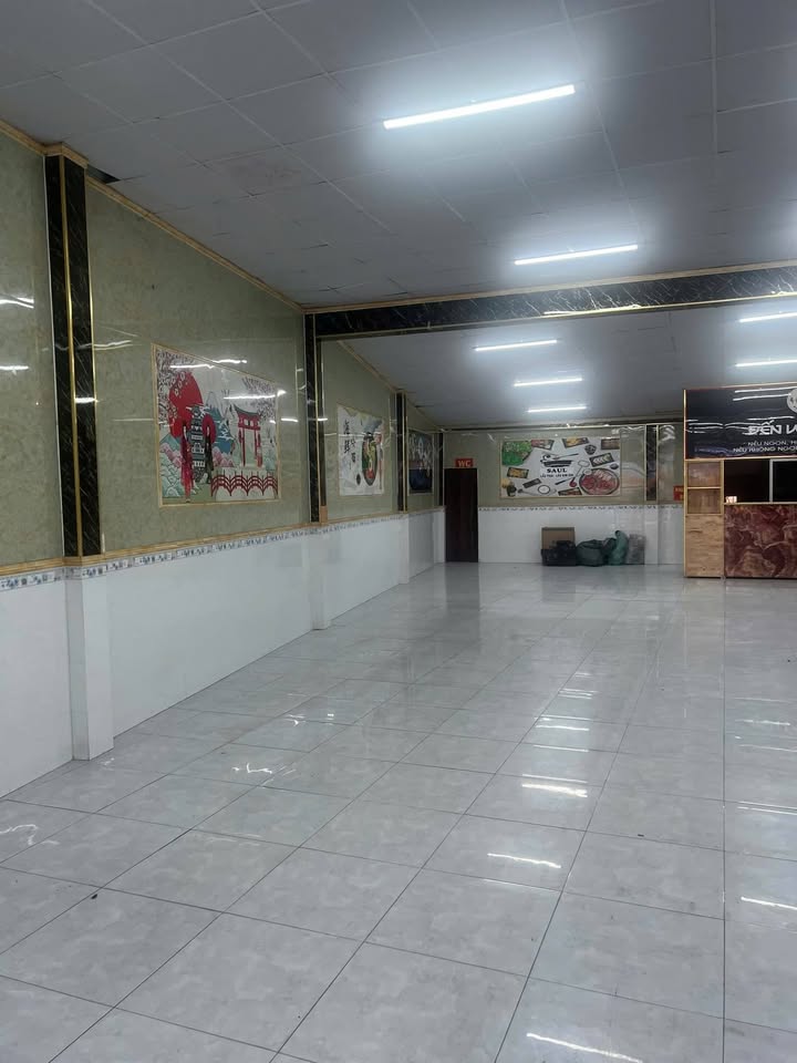 Nhà mặt tiền đường Hương Lộ 80, Bình Chánh 180m² giá 16 triệu - Kinh doanh tự do