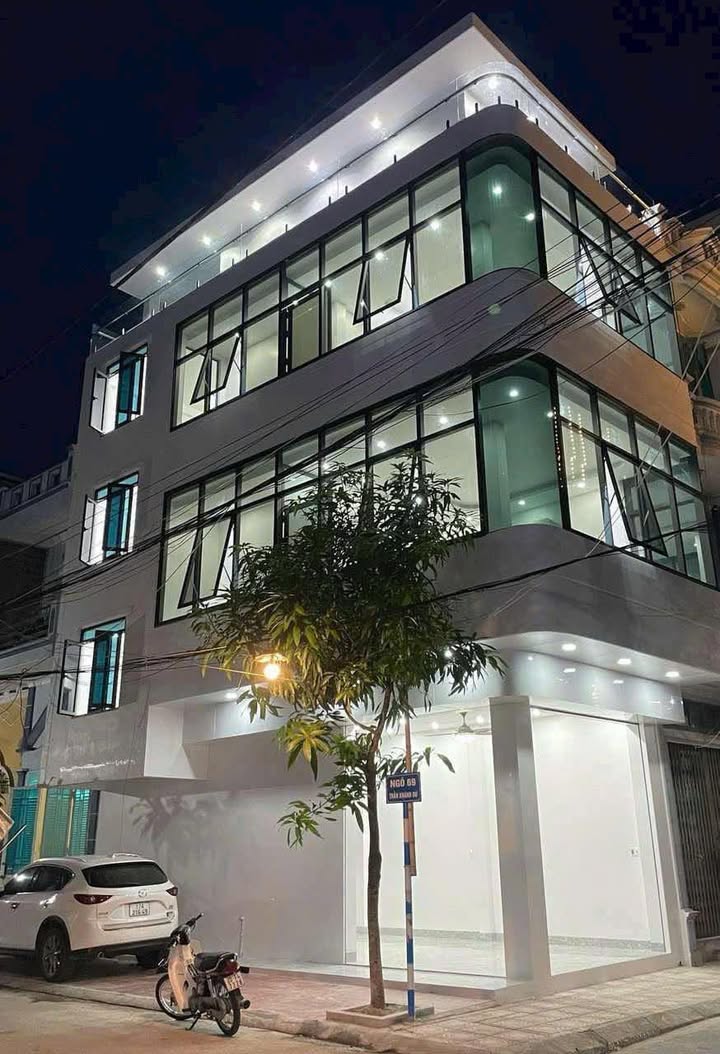 Nhà mặt tiền Trần Khánh Dư, 3 tầng, 40m² giá 6.2 tỷ - Thích hợp kinh doanh đa ngành!