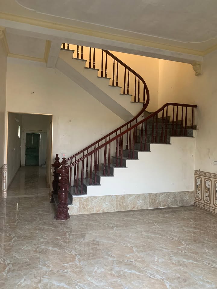 Nhà 3 tầng Minh Tân, Vụ Bản, 84m² giá 2 tỷ - Sổ hồng chính chủ!