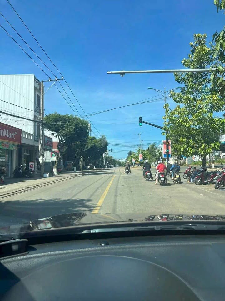 Đất mặt tiền Hà Giang, Bảo Lộc 310m² giá 26 tỷ - Cơ hội đầu tư hiếm có!