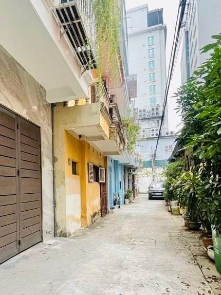 Căn hộ dịch vụ Ba Đình 70m² giá 29 tỷ - Ô tô đỗ cửa, chính chủ bán!