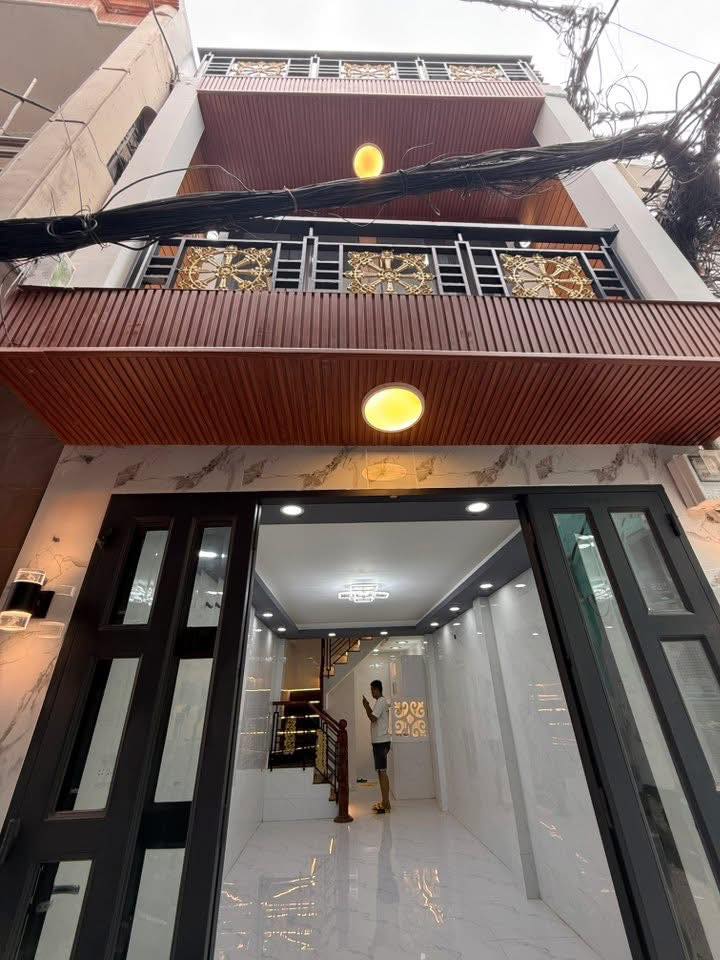 Nhà đẹp tại Quận 5, 29.2m² giá 6.3 tỷ - Sẵn sàng đón Tết 2026!