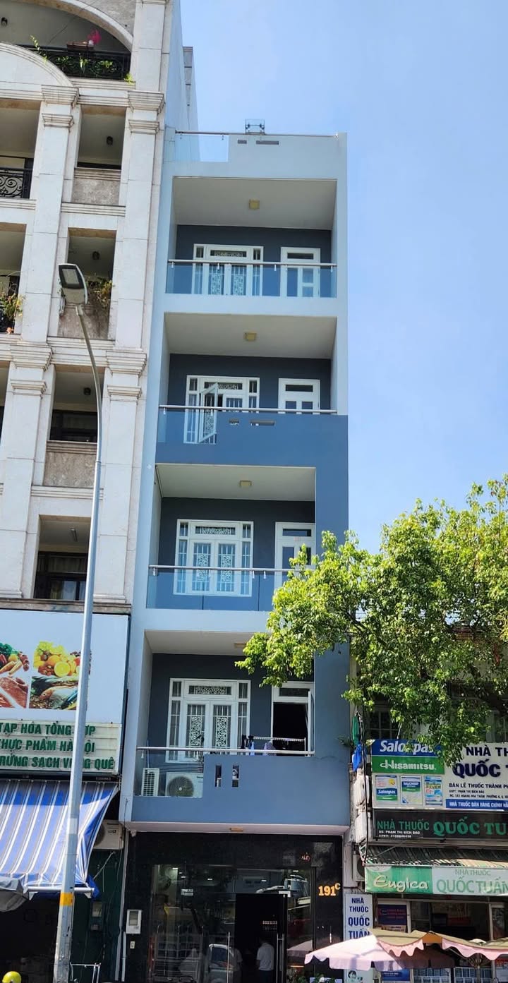 Bán nhà mặt tiền chợ Cây Quéo, đường Hoàng Hoa Thám, 104.7m², giá 24.3 tỷ - Đầu tư sinh lời ngay!