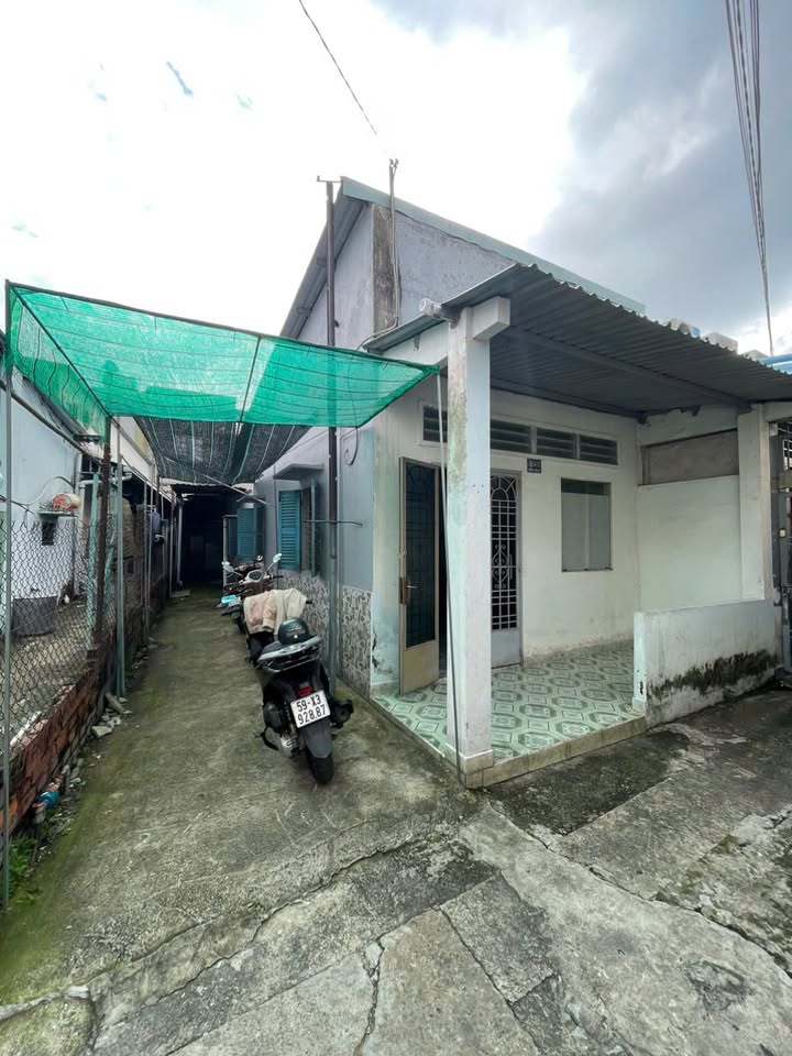 Nhà cấp 4 tại đường số 6, phường Tam Bình, 96m² giá 4.2 tỷ - Khu dân trí cao, yên tĩnh!