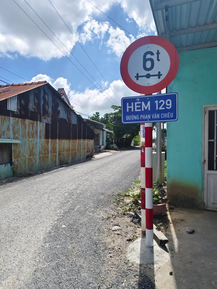 Nhà riêng hẻm nhựa 129, Sóc Trăng 252m² giá 2 tỷ - Sẵn sàng ở ngay!