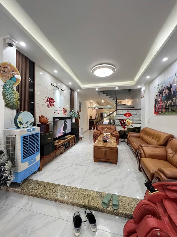 Nhà phố Trần Lãm - 76m² giá 7 tỷ - Kinh doanh sầm uất