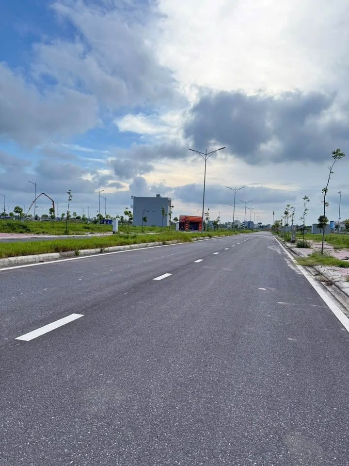 Đất nền mặt đường CL33 Nam Định 63m² giá 2 tỷ - Cơ hội đầu tư hấp dẫn!