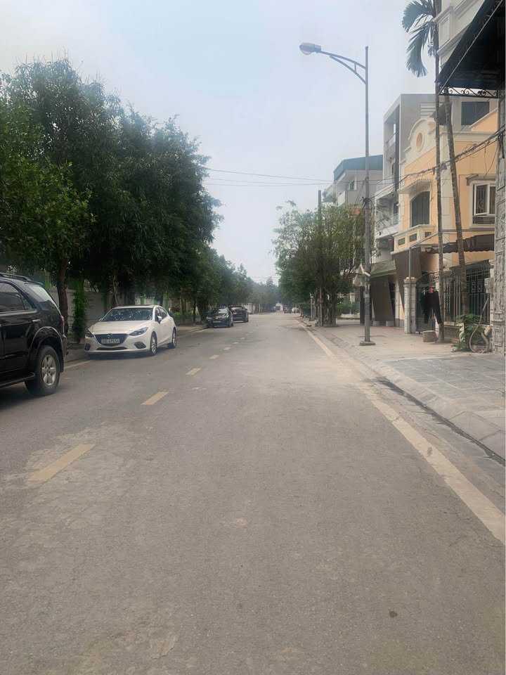 Nhà phố 3 tầng Đức Giang 66m² giá 4.779 tỷ - Kinh doanh đắc địa!