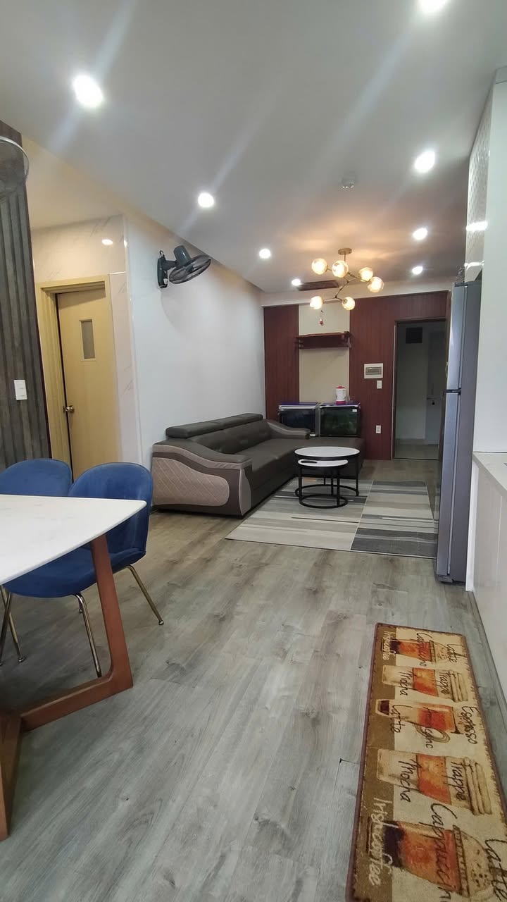 Chung cư Tecco Bến Thủy 80m² giá 2 tỷ - Căn góc thoáng mát, full nội thất hiện đại!