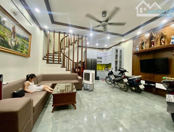 Nhà phố Nguyễn An Ninh 56m² giá 12 tỷ - Vị trí đỉnh cao, sổ đỏ chính chủ!