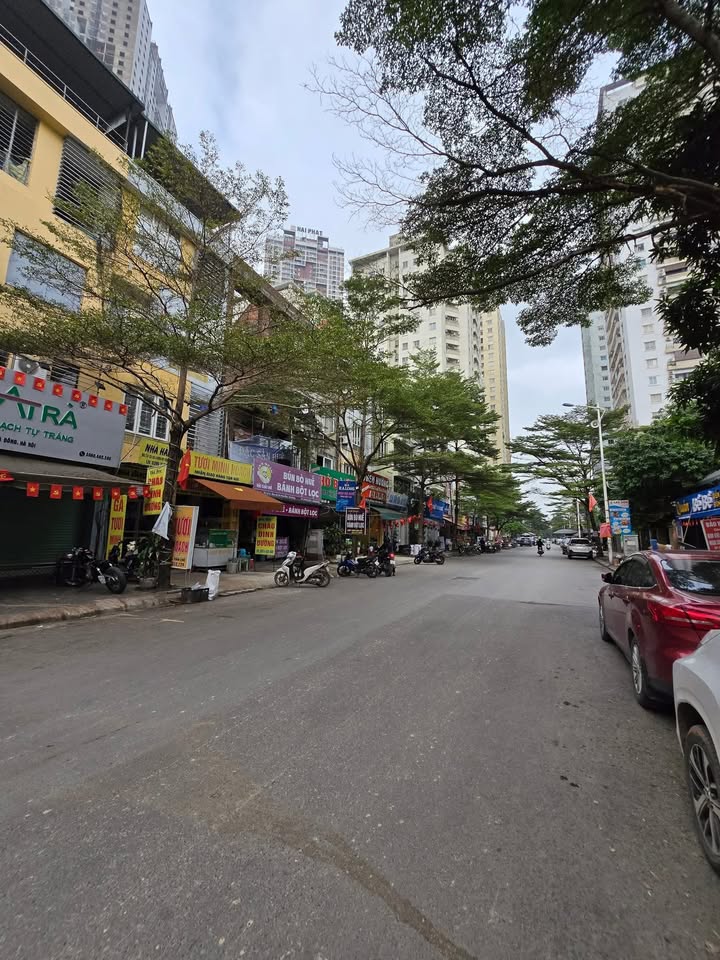 Shophouse KĐT Văn Khê Hà Đông 83m² giá 20 tỷ - Kinh doanh sầm uất!