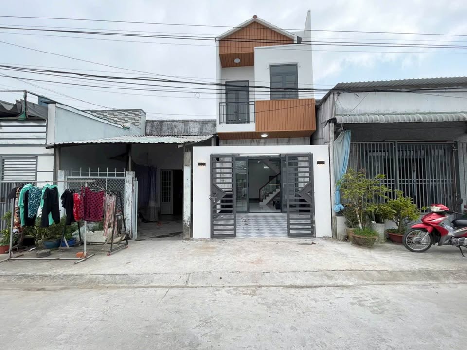 Nhà mặt tiền bờ kè Rạch Cái Sơn, An Bình, 86m² giá 3.95 tỷ - Sẵn sàng vào ở ngay!