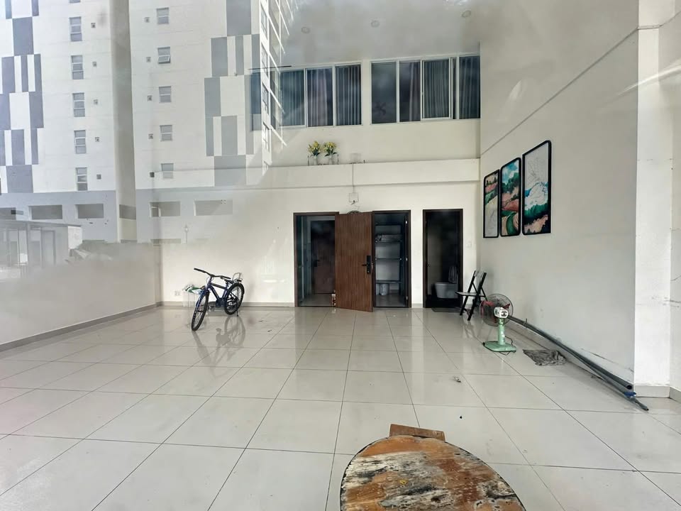 Shophouse cho thuê tại The Western Capital, Lý Chiêu Hoàng 64m² chỉ 8 triệu - Kinh doanh tự do!