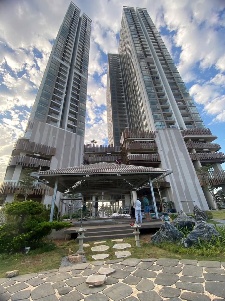 Căn hộ The Ruby Hạ Long 33m² giá 1.1 tỷ - Sở hữu ngay vị trí đắc địa!