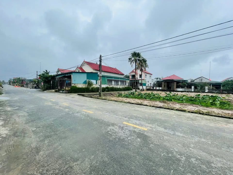 Đất nền Cẩm Thăng, huyện Cẩm Xuyên 189.2m² giá 356.63 triệu - Sổ đỏ chính chủ!