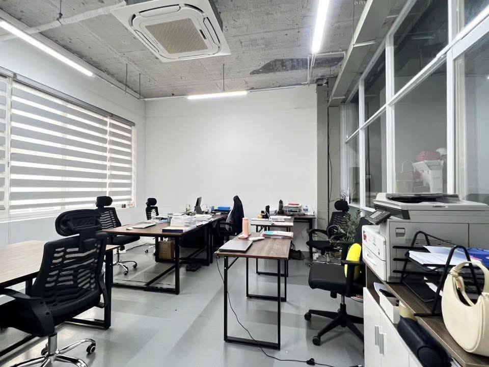 Nhà bán 416 Âu Cơ, quận Tân Bình, 26m² giá 2.45 tỷ - Chính chủ bán gấp!