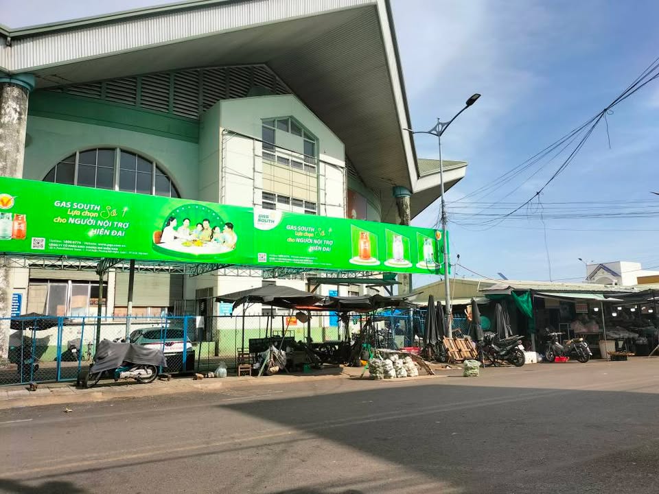 Nhà cấp 3B 58m² tại Mỹ Long, Long Xuyên - Gần chợ đầu mối, giá 5.2 tỷ!