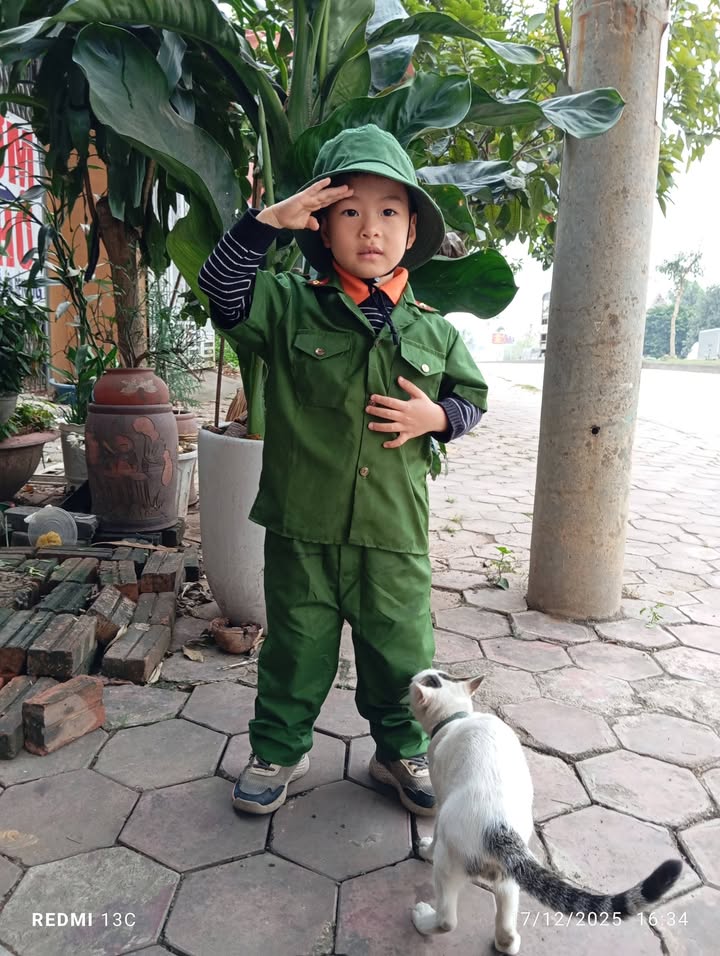 Đất thổ cư Vân Phú 160m² giá 2 tỷ - Mặt tiền 6m thuận lợi!