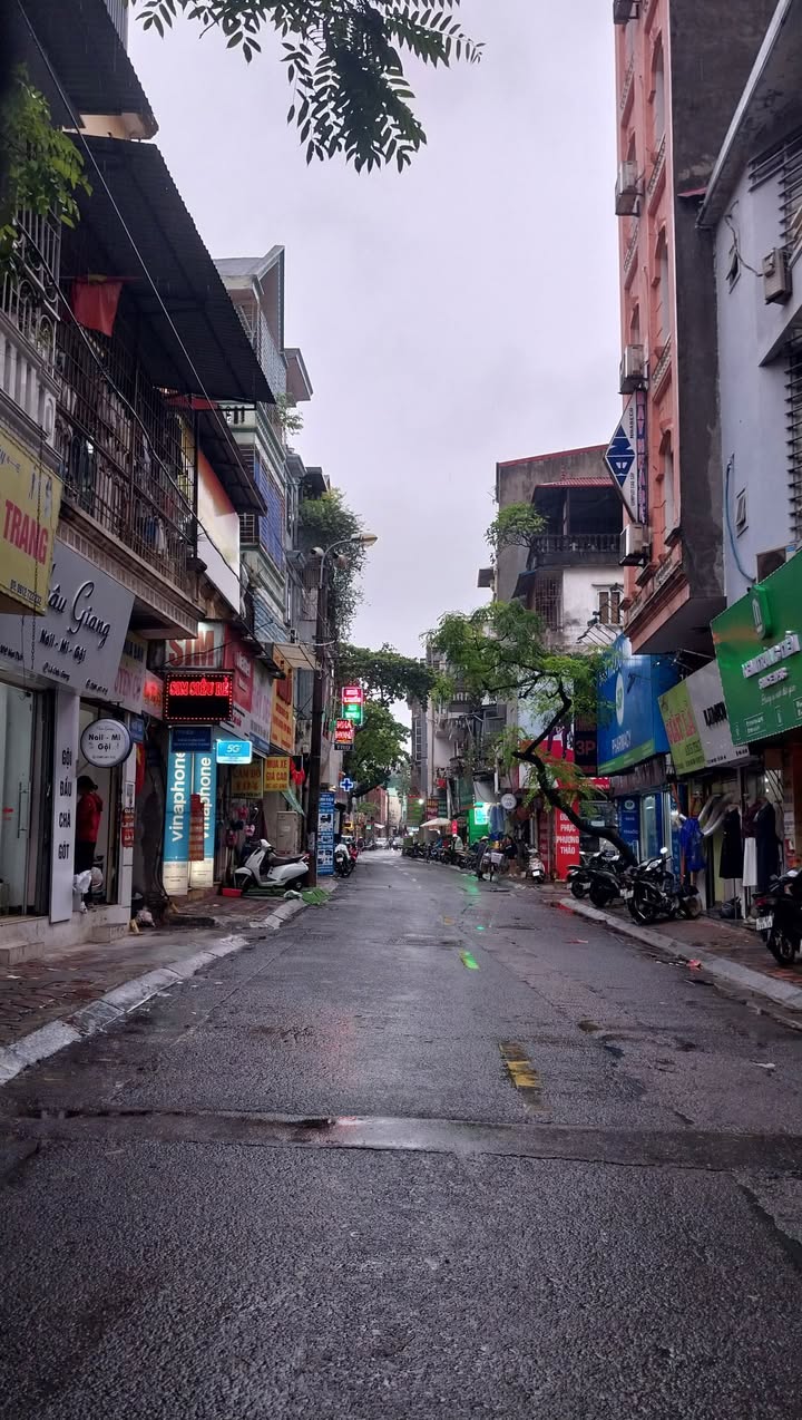 Nhà Phú Diễn 63m² giá 15 tỷ - Ô tô đỗ cửa, sổ đỏ chính chủ!