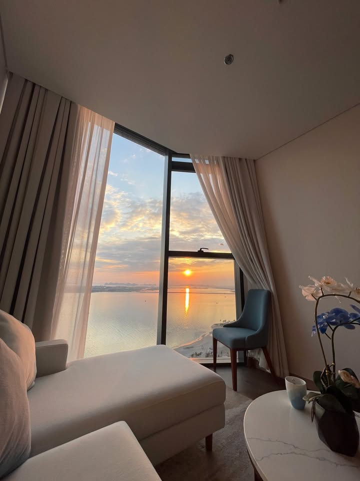 Căn hộ A La Carte Hạ Long 45m² giá 3.25 tỷ - View biển tuyệt đẹp!