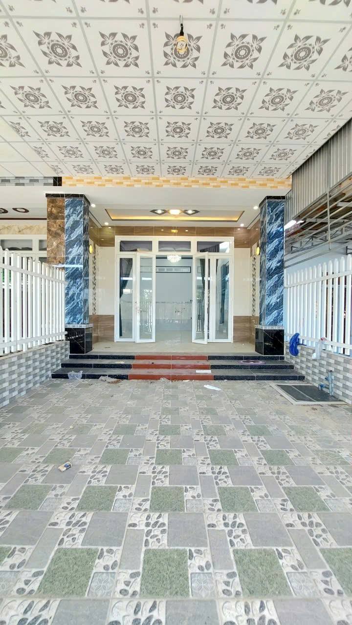 Nhà đẹp Ninh Đức, Tây Ninh 145m² giá 1.8 tỷ - Hướng Đông, sẵn sàng vào ở!