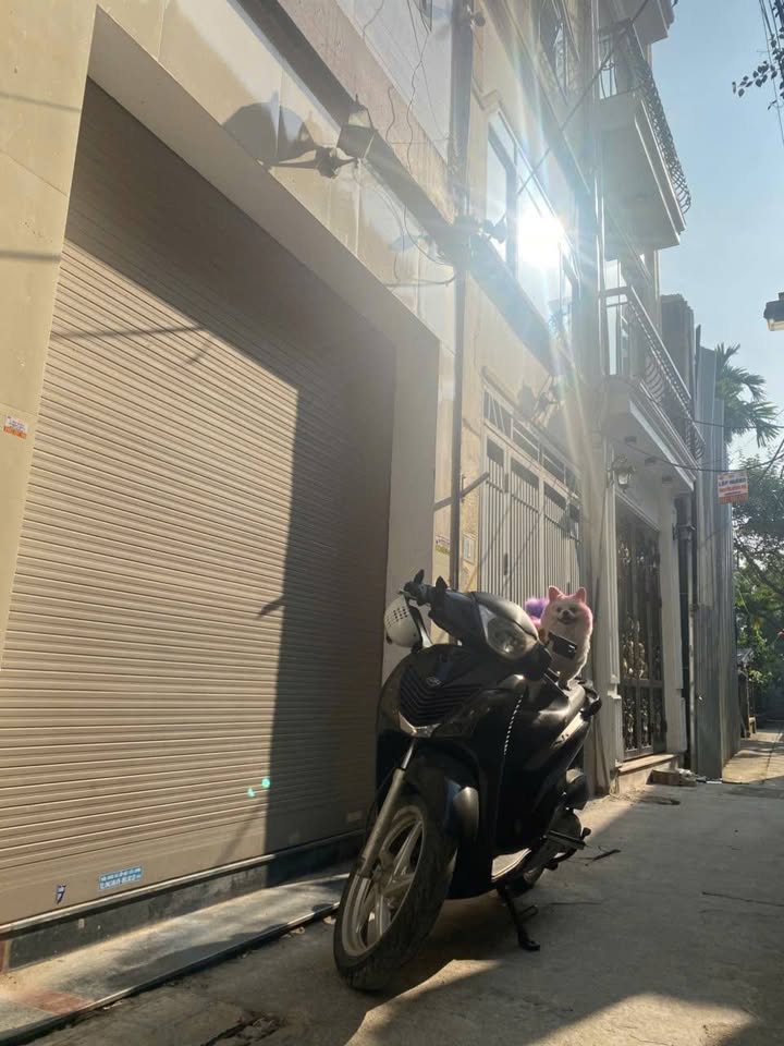 Cho thuê nhà 4 tầng ngõ 64 Đông Thiên, Hoàng Mai 30m² - Giá chỉ 9.5 triệu/tháng!