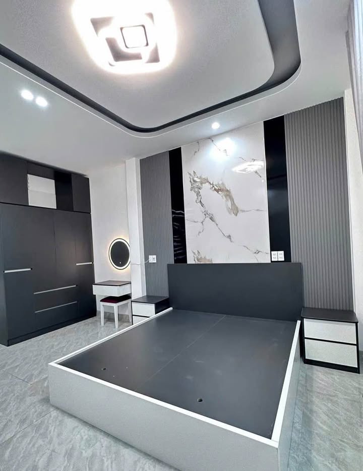 Nhà 3 Tầng Kiệt Ôtô Ngự Bình, TP. Huế - Đầy Đủ Nội Thất Cao Cấp Chỉ 2.95 Tỷ!