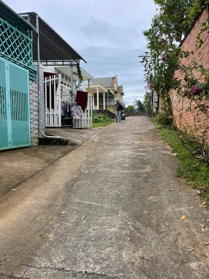 Đất nền thổ cư Bảo Lộc 135m² giá 2.2 tỷ - Sổ đỏ chính chủ, vị trí đẹp!