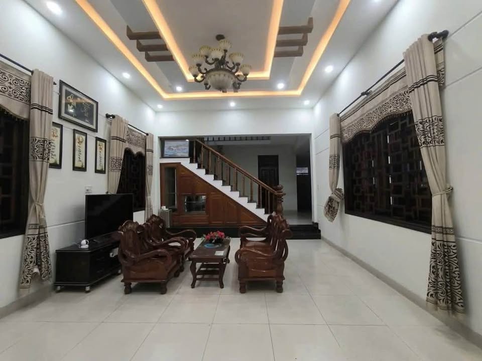 Nhà phố Cẩm Lệ Đà Nẵng 240m² giá 9.1 tỷ - Đầu tư sinh lời với dòng tiền thuê 14 triệu/tháng!