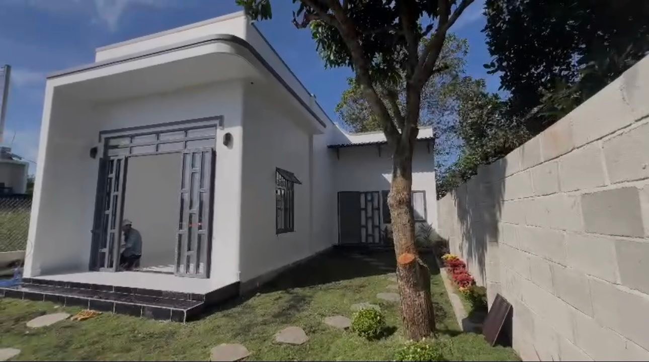 Nhà mới xây tại Suối Nghệ, Châu Đức 200m² giá 1.65 tỷ - Sẵn sàng dọn vào ở ngay!