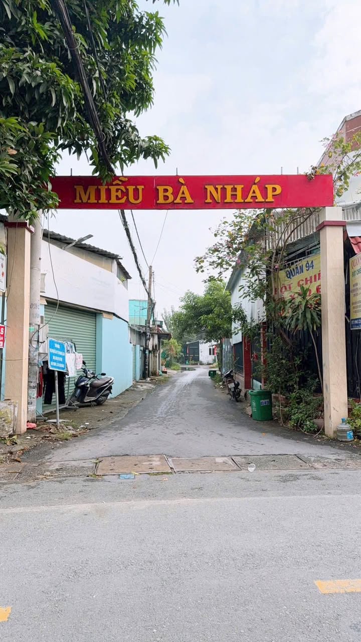 Đất nền Tân Xuân Hóc Môn 110m² giá 5.5 tỷ - Nhà cấp 4 mặt tiền đường lớn