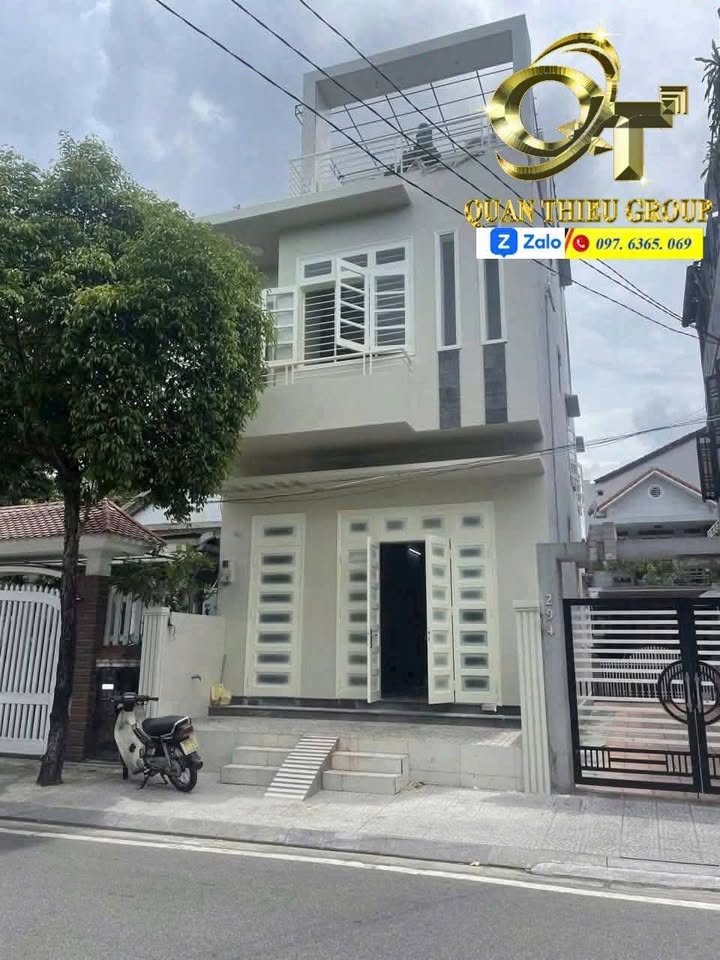 Nhà 3 tầng mặt tiền Phan Chu Trinh, TP Huế 200m² giá 16 triệu - Đầu tư kinh doanh sinh lời!