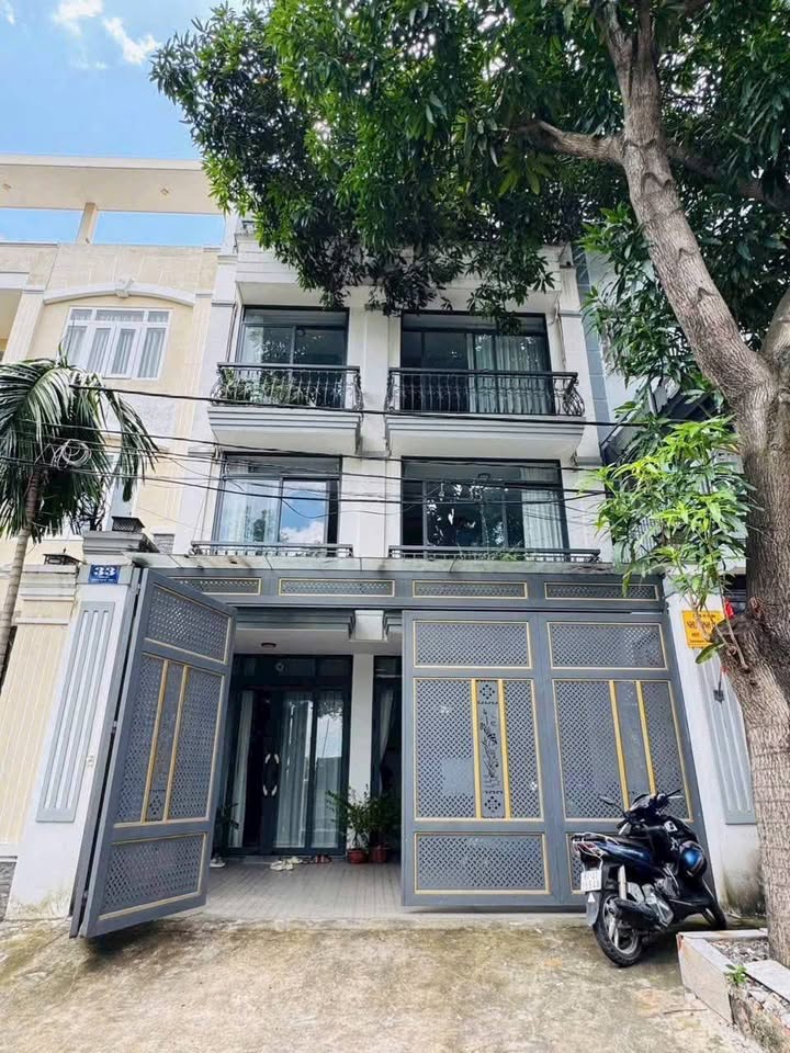 Villa đẹp đường số 1, Phú Mỹ, Quận 7, 112m² giá 16.9 tỷ - Sẵn sàng vào ở!