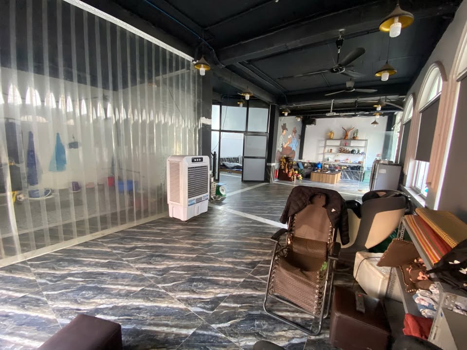 Cho thuê mặt bằng tầng 1 tại 460 Khương Đình, Thanh Xuân - Vị trí đẹp, ô tô đỗ cửa!