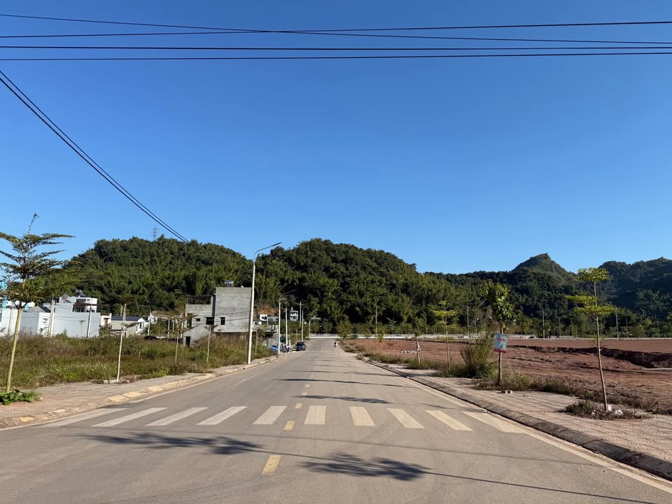 Lô đất mặt tiền 7,5m phường Bình Minh, Sơn La 135m² - Vị trí kinh doanh thuận lợi!