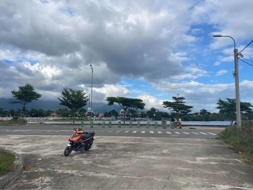 Đất tái định cư Vạn Ninh 109m² giá 2.2 tỷ - Đầu tư sinh lời ngay!