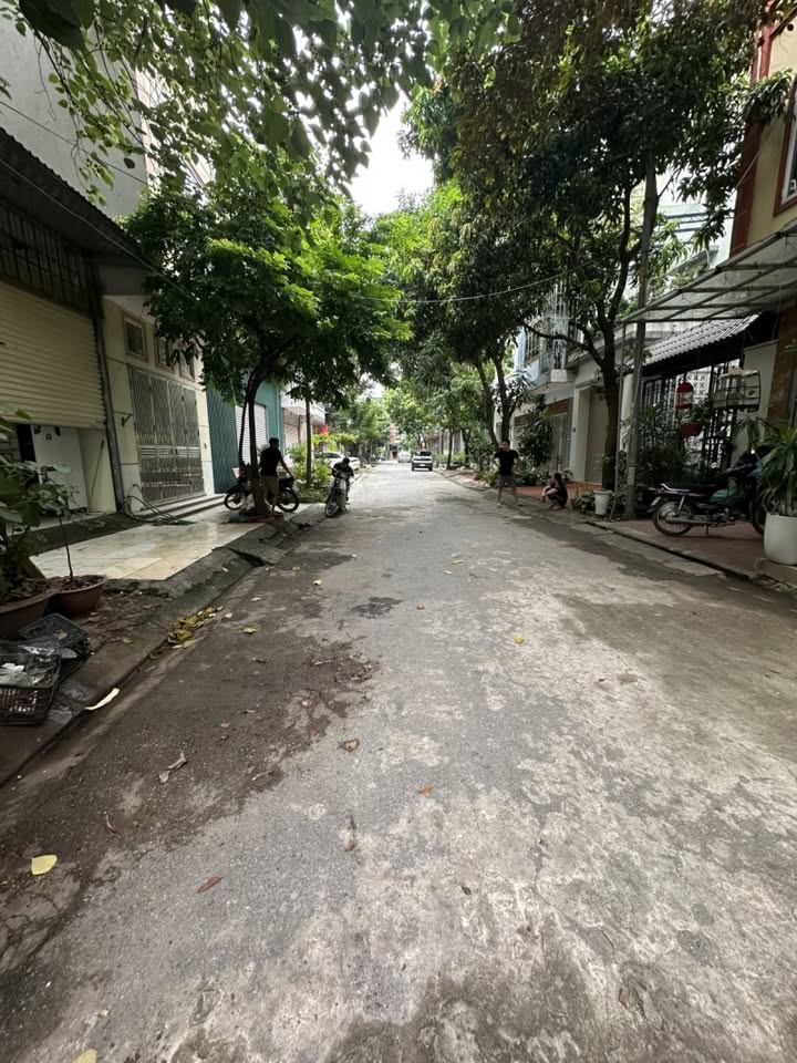 Nhà liền kề Kiến Hưng, Hà Đông 50m² giá 13 triệu - Sẵn sàng vào ở!