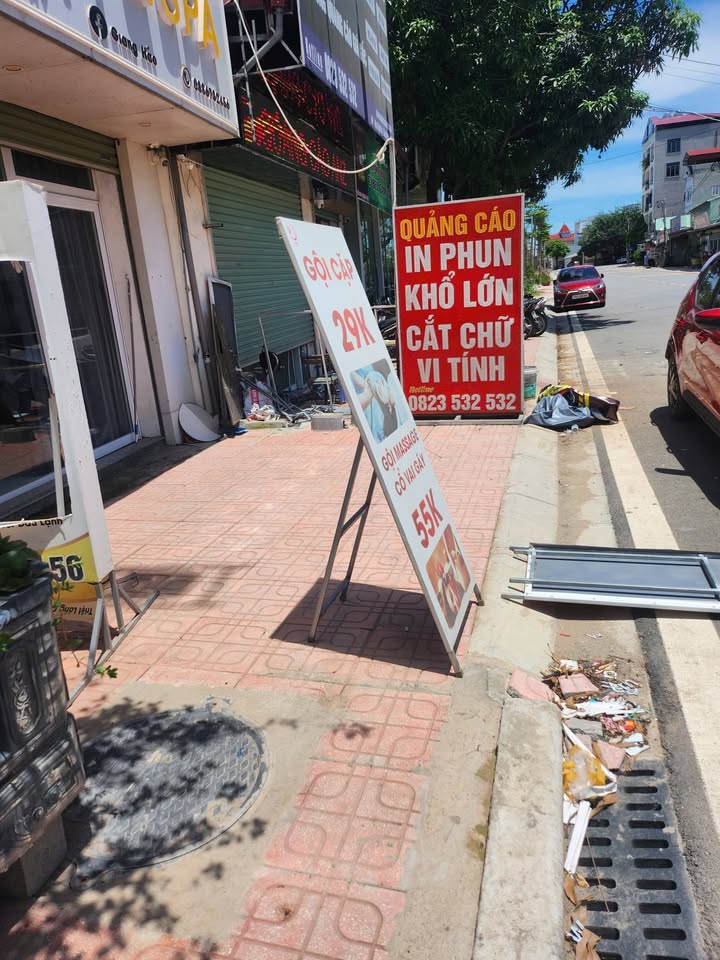 Nhà mặt đường Khu Dịch Vụ Đan Kim, Văn Giang 180m² - Thích hợp kinh doanh và văn phòng!