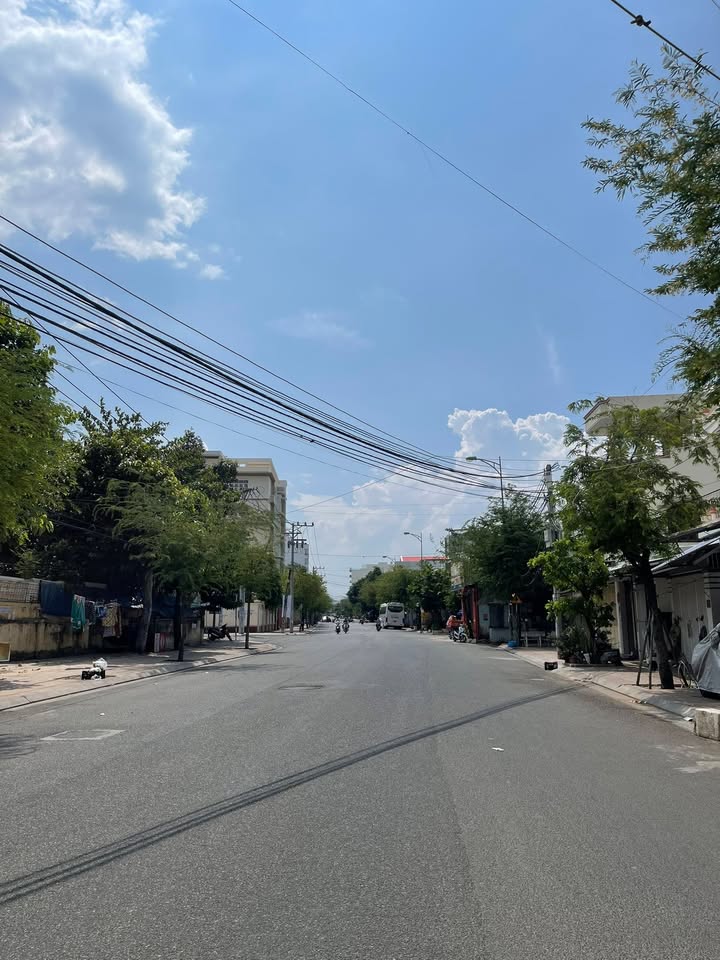 Đất mặt đường Lý Nam Đế, Nha Trang 1204m² giá đầu tư 75 triệu/m² - Tiềm năng sinh lời cao!