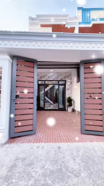 Nhà riêng Bình Chánh 112m² giá 2.69 tỷ - Sổ hồng chính chủ, đầy đủ nội thất!