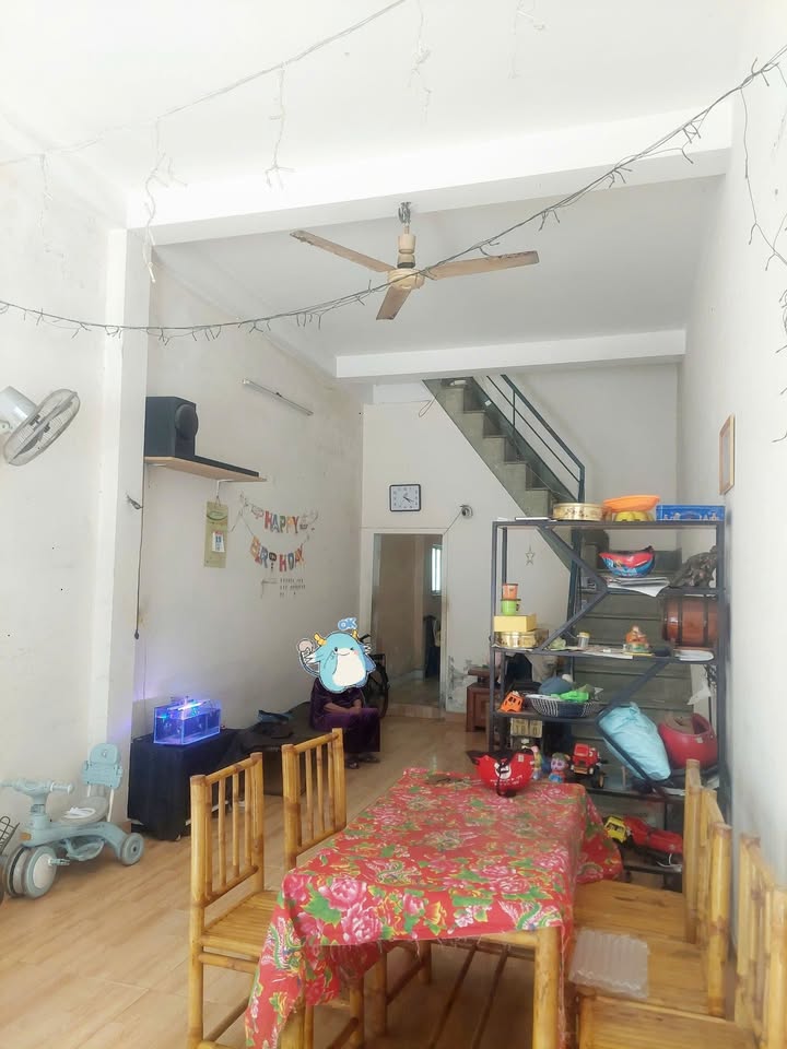 Cho thuê nhà mặt tiền Núi Thành, Đà Nẵng 77m² giá 15 triệu - Vị trí đắc địa cho kinh doanh!