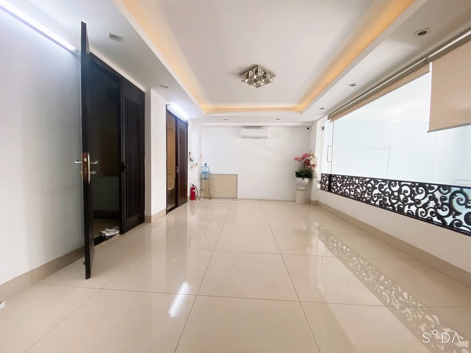 Cho thuê mặt bằng mặt tiền đường Trưng Nữ Vương 28m² - Không gian lý tưởng cho kinh doanh!