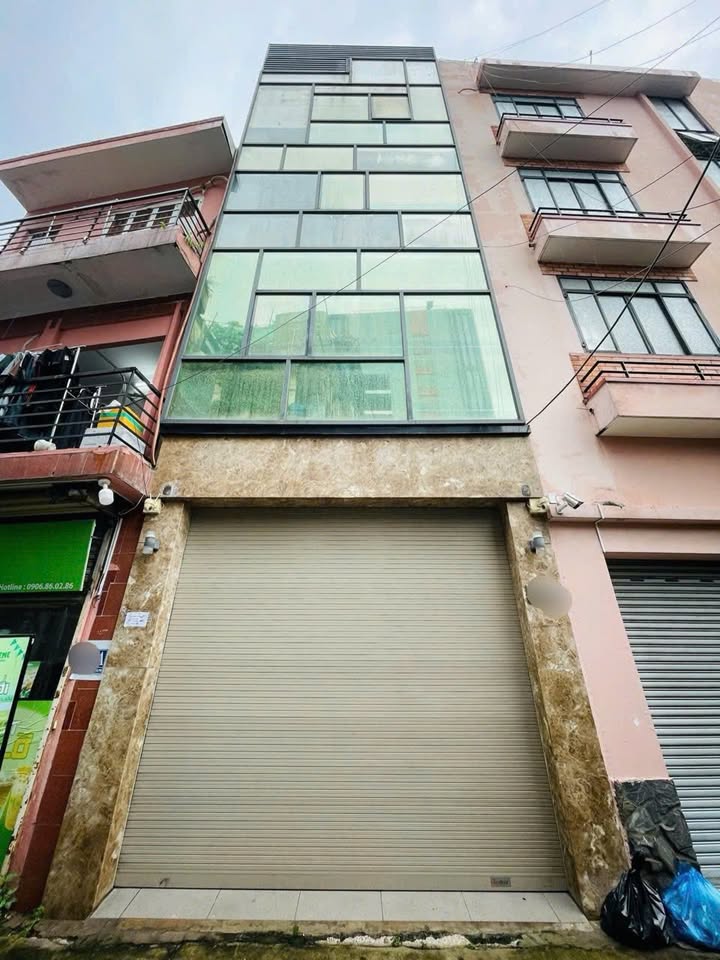 Nhà phố Phan Đăng Lưu 74m² giá 16 tỷ - Hẻm ô tô, 10 bước ra mặt tiền!