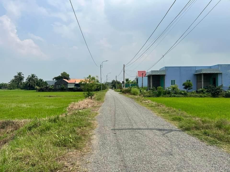 Đất thổ cư 175m² tại Ấp 2, Long Sơn, Cần Đước chỉ 1.38 tỷ - Hướng Tây Bắc, giá bớt lộc!